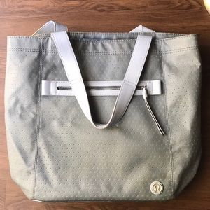 LULULEMON bag